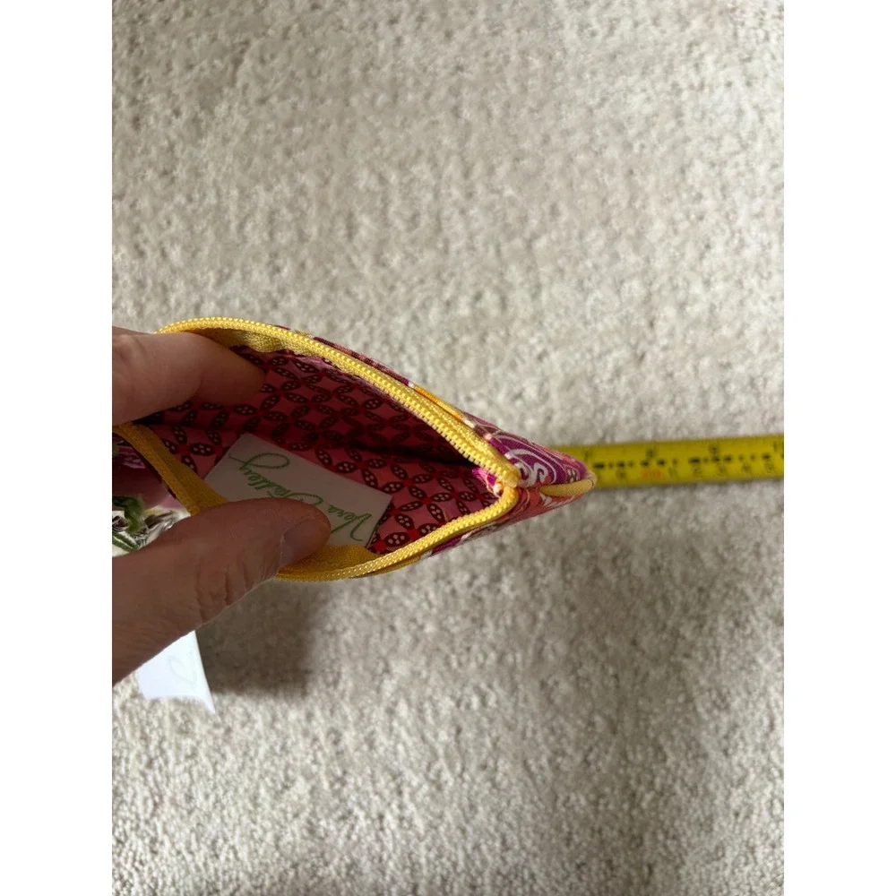 Vera Bradley Clip Zip ID Women Small Bali Gold New Paisley Boho Wallet Retired